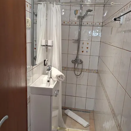 Apartma Ninah *